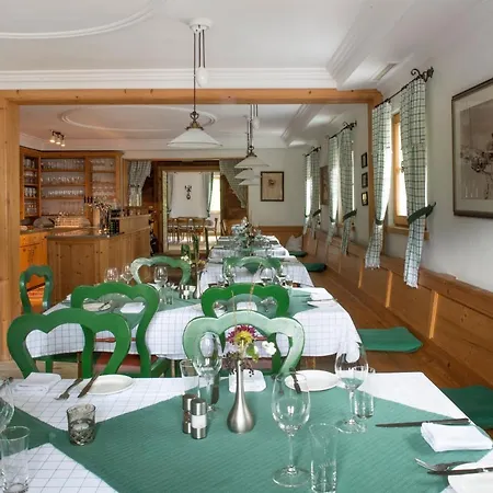 Hallerwirt Homes Apartment *